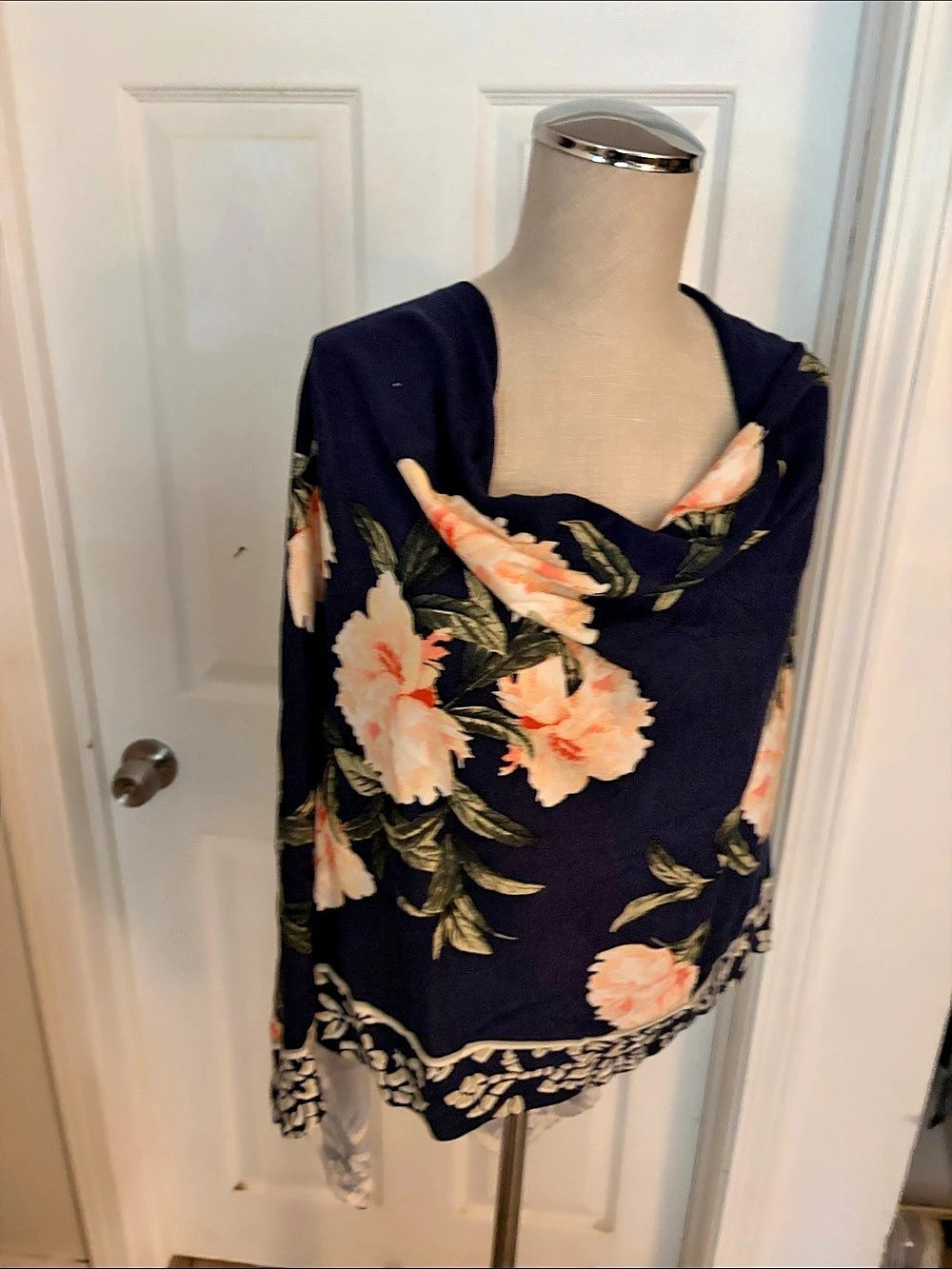 Floral Draped Neck Tunic in Blue & Pink Like New